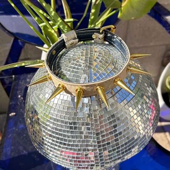 Brand new ✨🍯Honey dust🍯✨ pieces from elmboldxnthepeople - (choker/cuff) - Picture 4 of 9